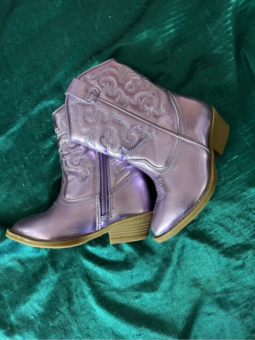 Purple Metallic cowboy boots.  Kids size 7